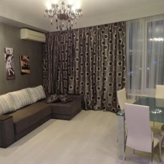 Апартаменты Most City Area Apartments комната для гостей