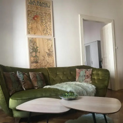 Отель My Mucha's Old Prague Gallery комната для гостей
