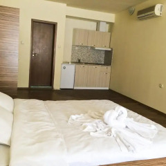 Отель Black Sea View Apartments Болгария, Равда - отзывы, цены и фото номеров - забронировать отель Black Sea View Apartments онлайн в номере