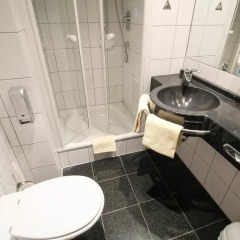 TIPTOP Hotel National Düsseldorf 3* Стандартный номер с различными типами кроватей фото 4