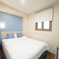 Отель K-guesthouse Sinchon 2 2* Номер категории Эконом с различными типами кроватей фото 2