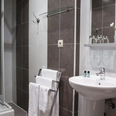 THC Gran Via Hostel Полулюкс с различными типами кроватей фото 6