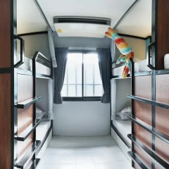 At nights Hostel Кровать в общем номере с двухъярусными кроватями фото 2