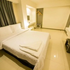 My Hotel Ratchada 3* Номер Делюкс фото 7