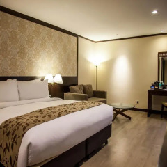 Albert Court Village Hotel by Far East Hospitality 4* Улучшенный номер с различными типами кроватей фото 3