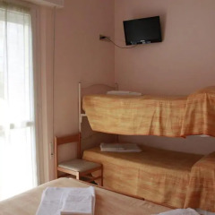 Отель Villa Maria Apartments Италия, Риччоне - отзывы, цены и фото номеров - забронировать отель Villa Maria Apartments онлайн удобства в номере