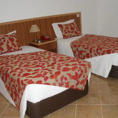 Hotel Louro 3* Стандартный семейный номер разные типы кроватей фото 11