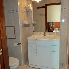 Hotel Continental Gare du Midi 2* Стандартный номер с разными типами кроватей фото 6