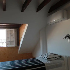 Surf in Chiado Hostel Стандартный семейный номер с двуспальной кроватью (общая ванная комната) фото 2