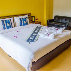 Отель B & L Guesthouse 3* Стандартный номер с разными типами кроватей фото 8