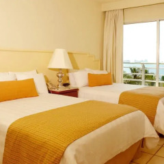 Hotel Emporio Ixtapa 3* Улучшенный номер с различными типами кроватей фото 6
