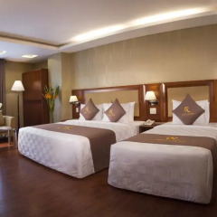 Aristo Saigon Hotel 4* Представительский семейный номер с двуспальной кроватью фото 2