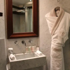 Hotel Lancaster Paris Champs-Elysées 5* Стандартный номер с различными типами кроватей фото 8
