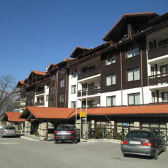 Sunrise Hotel Alexander Services Apartments Банско парковка