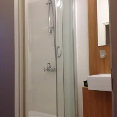 Гостиница Гостевой Дом Ратсхофф Надежда в Калининграде 3 отзыва об отеле, цены и фото номеров - забронировать гостиницу Гостевой Дом Ратсхофф Надежда онлайн Калининград ванная фото 2