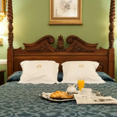 Отель Adriano Boutique Sevilla 3* Стандартный номер с различными типами кроватей фото 9