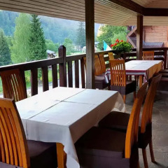Гостиница Tsarynka Holiday Park Украина, Розгирче - отзывы, цены и фото номеров - забронировать гостиницу Tsarynka Holiday Park онлайн питание