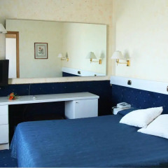 Отель Eurohotel 3* Улучшенный номер фото 4