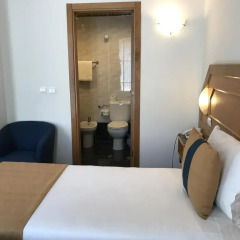 Hotel do Chile 2* Улучшенный номер с различными типами кроватей фото 2
