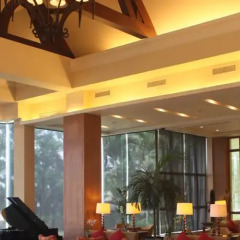 Отель Taal Vista Hotel Филиппины, Тагайтай - отзывы, цены и фото номеров - забронировать отель Taal Vista Hotel онлайн интерьер отеля фото 3