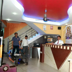Hotel Double R гостиничный бар