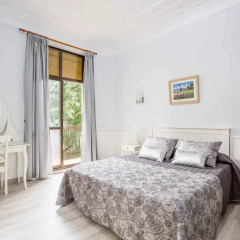 Отель Hostal Ramos Улучшенный номер