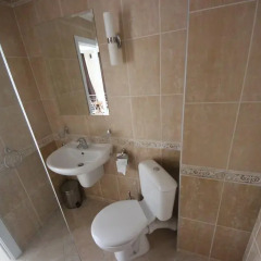 Отель Menada Aphrodite Palace Apartments Болгария, Солнечный берег - отзывы, цены и фото номеров - забронировать отель Menada Aphrodite Palace Apartments онлайн ванная