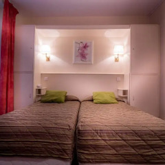 Отель Modern Hôtel Montmartre 3* Стандартный номер с 2 отдельными кроватями фото 4
