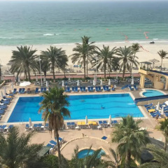 Отель Occidental Sharjah Grand ОАЭ, Шарджа - 8 отзывов об отеле, цены и фото номеров - забронировать отель Occidental Sharjah Grand онлайн пляж фото 2