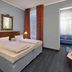 Savigny Hotel Frankfurt City 4* Улучшенный номер с различными типами кроватей фото 13