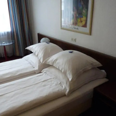 Hotel Central 2* Стандартный номер двуспальная кровать фото 4