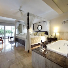 Отель The Royal Suites Turquesa by Palladium - Только для взрослых 4* Полулюкс с различными типами кроватей