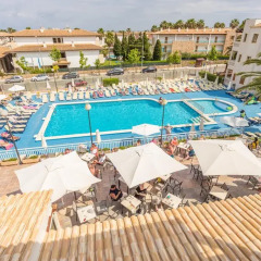 Отель Aparthotel Ferrer Isabel бассейн фото 6