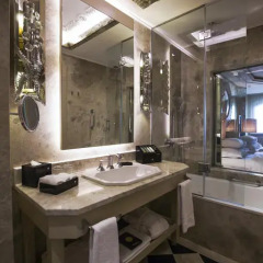 Отель Wyndham Grand Istanbul Kalamis Marina 5* Представительский номер с различными типами кроватей фото 8