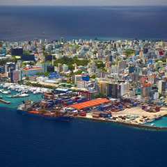 Отель Clear Sky Inn By Wonderland Maldives 3* Кровать в мужском общем номере фото 5