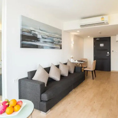 Aster Hotel And Residence 4* Улучшенная студия фото 3