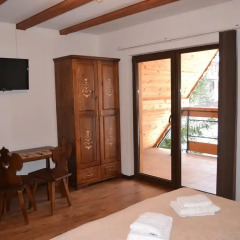 Отель Magnat Inn Стандартный номер фото 17