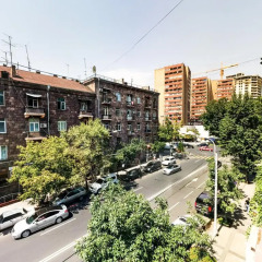 Отель Yerevan Lights Apartment Армения, Ереван - отзывы, цены и фото номеров - забронировать отель Yerevan Lights Apartment онлайн балкон