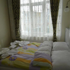 Отель Tulip Guesthouse 2* Стандартный номер с двуспальной кроватью (общая ванная комната) фото 5