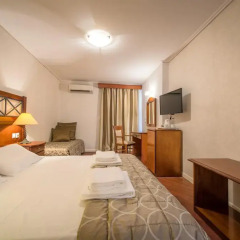 Diana Hotel 4* Улучшенный люкс с различными типами кроватей фото 2