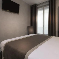 Отель Hôtel de La Paix Tour Eiffel 3* Стандартный номер с различными типами кроватей фото 3