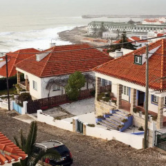 Отель Chill in Ericeira Surf House