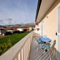 Отель Apartmani Trogir 4* Улучшенные апартаменты с различными типами кроватей фото 9