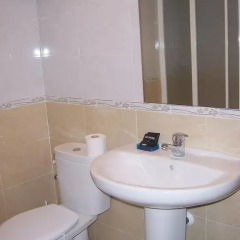 Отель Hostal San Marcos II Стандартный номер с различными типами кроватей фото 9