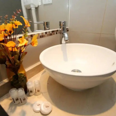 Отель RQ Central 3* Апартаменты с двуспальной кроватью фото 5