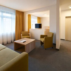 GHOTEL hotel & living Hannover 3* Люкс с различными типами кроватей фото 6