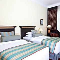 Millennium Airport Hotel Dubai 4* Номер Делюкс с разными типами кроватей