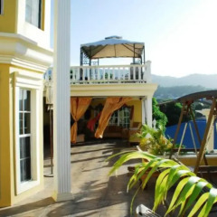 Отель Fairview Guest House балкон