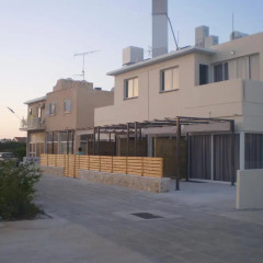Апартаменты Sunny Holiday Apartments парковка
