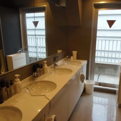 Отель THE NELL UENO OKACHIMACHI - Caters to Men 2* Капсула в мужском общем номере фото 7